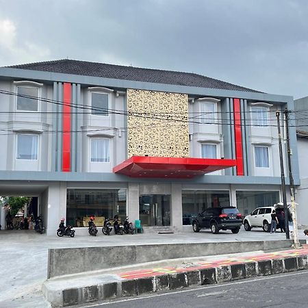 Reddoorz Premium At Jalan Diponegoro Lampung Otel Bandar Lampung Dış mekan fotoğraf