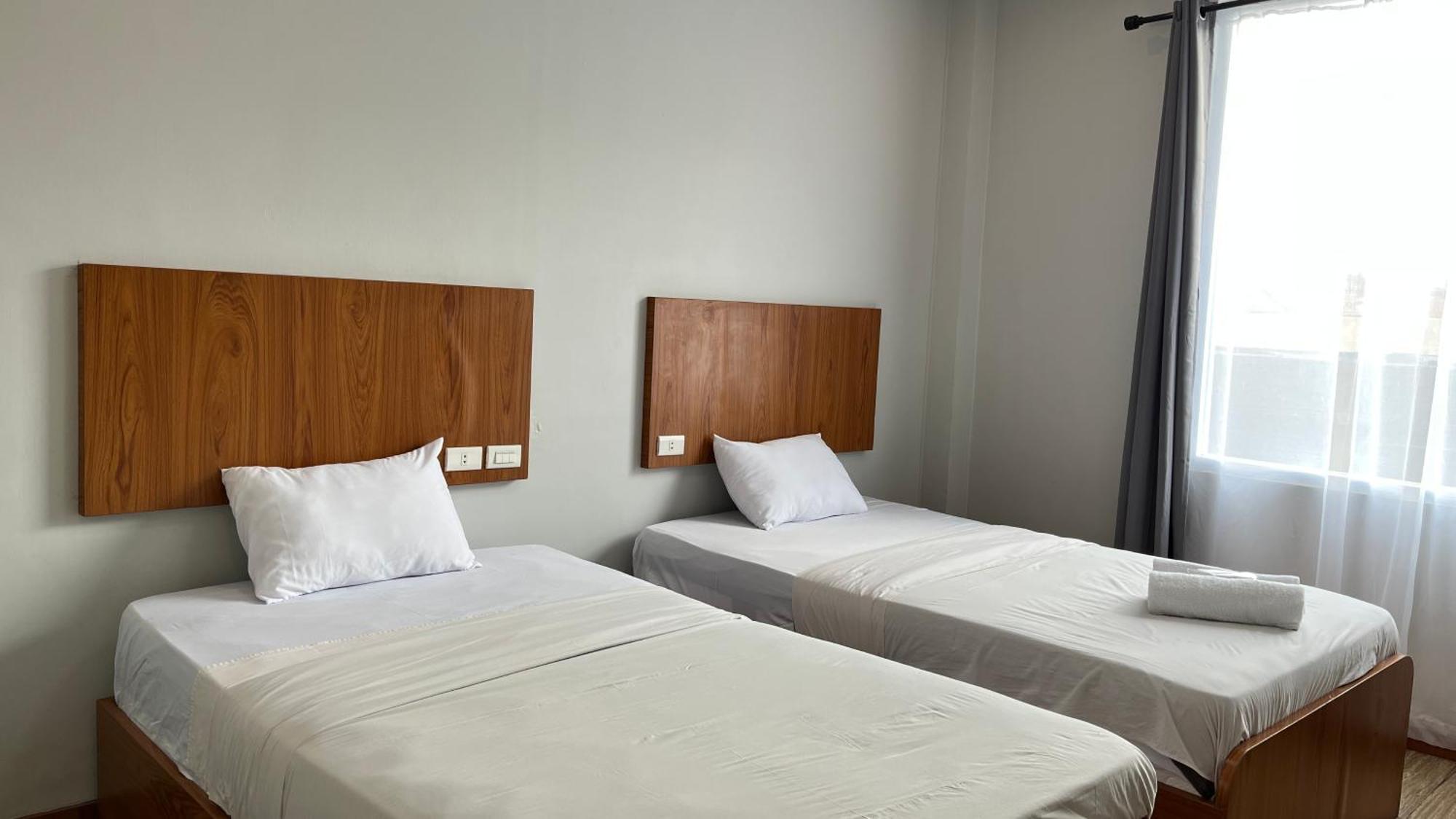 Reddoorz Premium At Jalan Diponegoro Lampung Otel Bandar Lampung Dış mekan fotoğraf