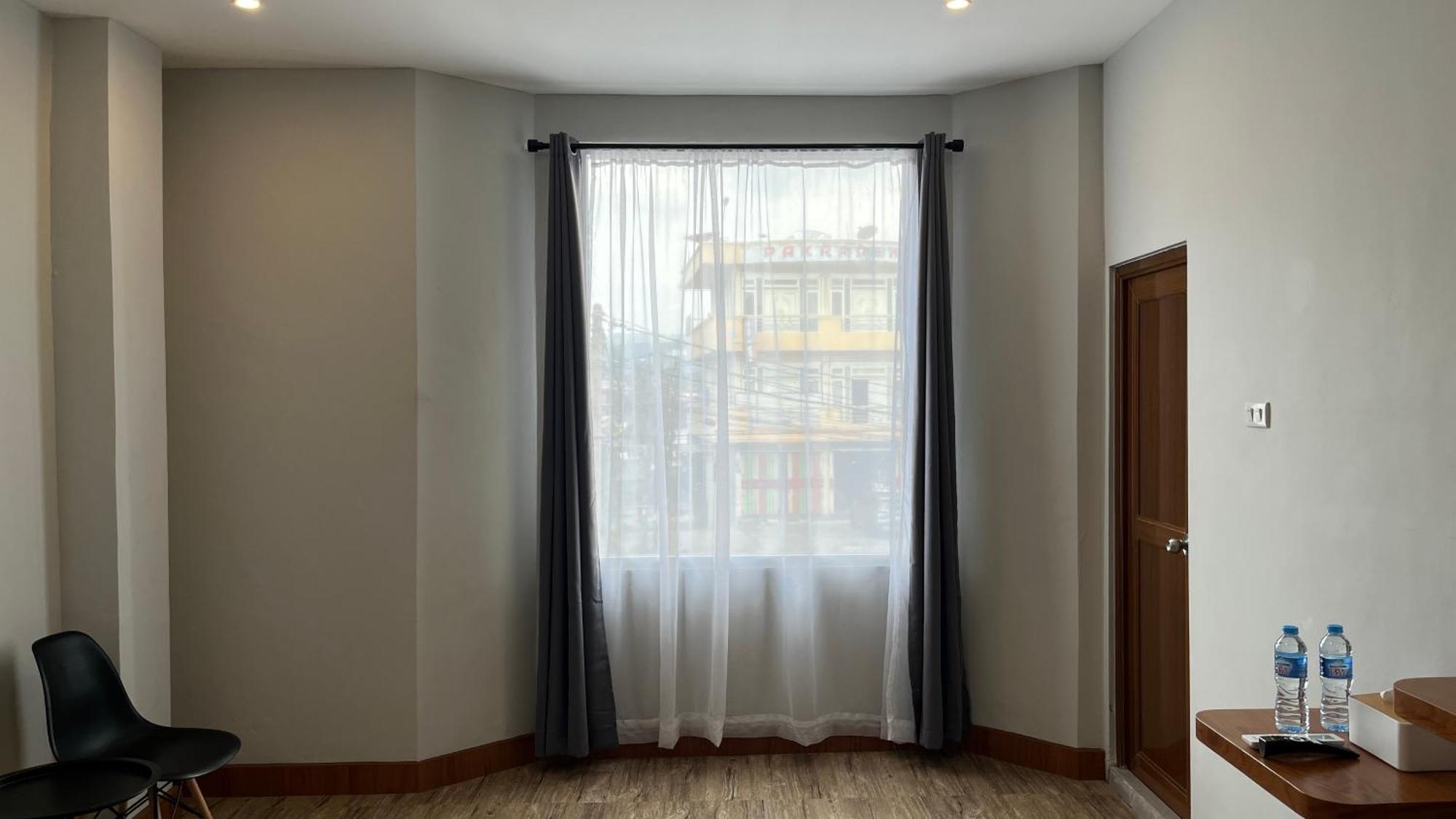 Reddoorz Premium At Jalan Diponegoro Lampung Otel Bandar Lampung Dış mekan fotoğraf