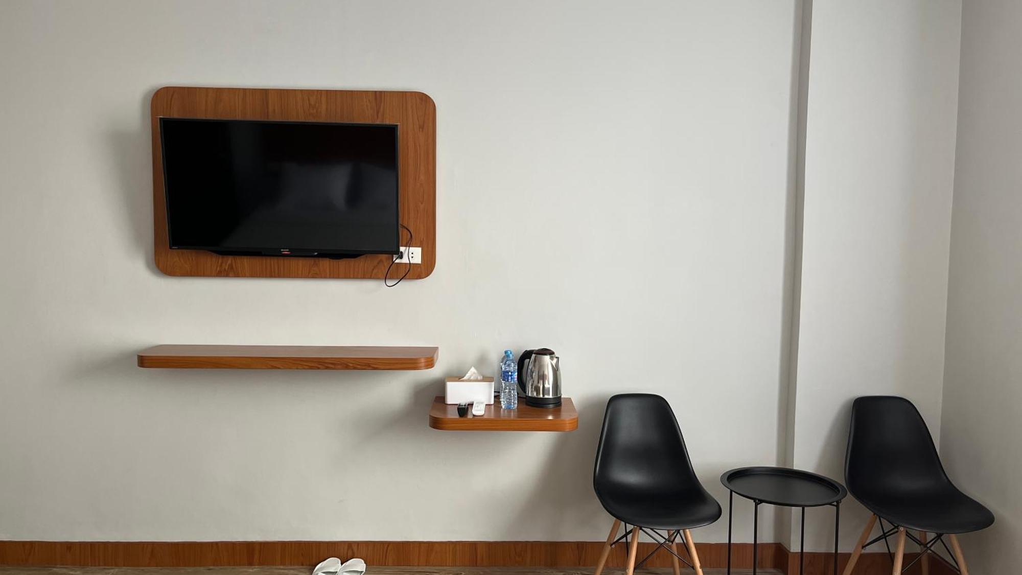 Reddoorz Premium At Jalan Diponegoro Lampung Otel Bandar Lampung Dış mekan fotoğraf
