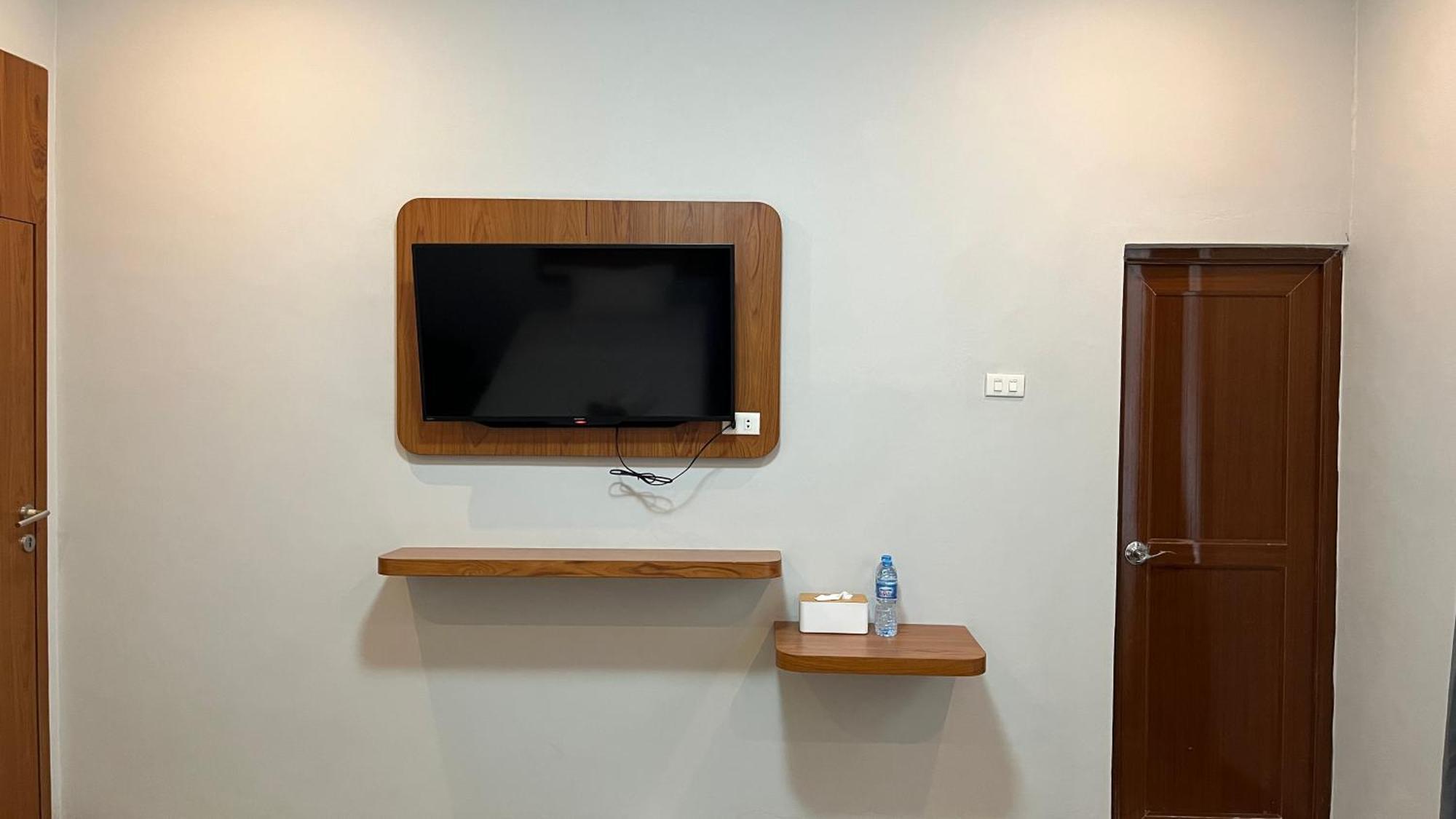 Reddoorz Premium At Jalan Diponegoro Lampung Otel Bandar Lampung Dış mekan fotoğraf