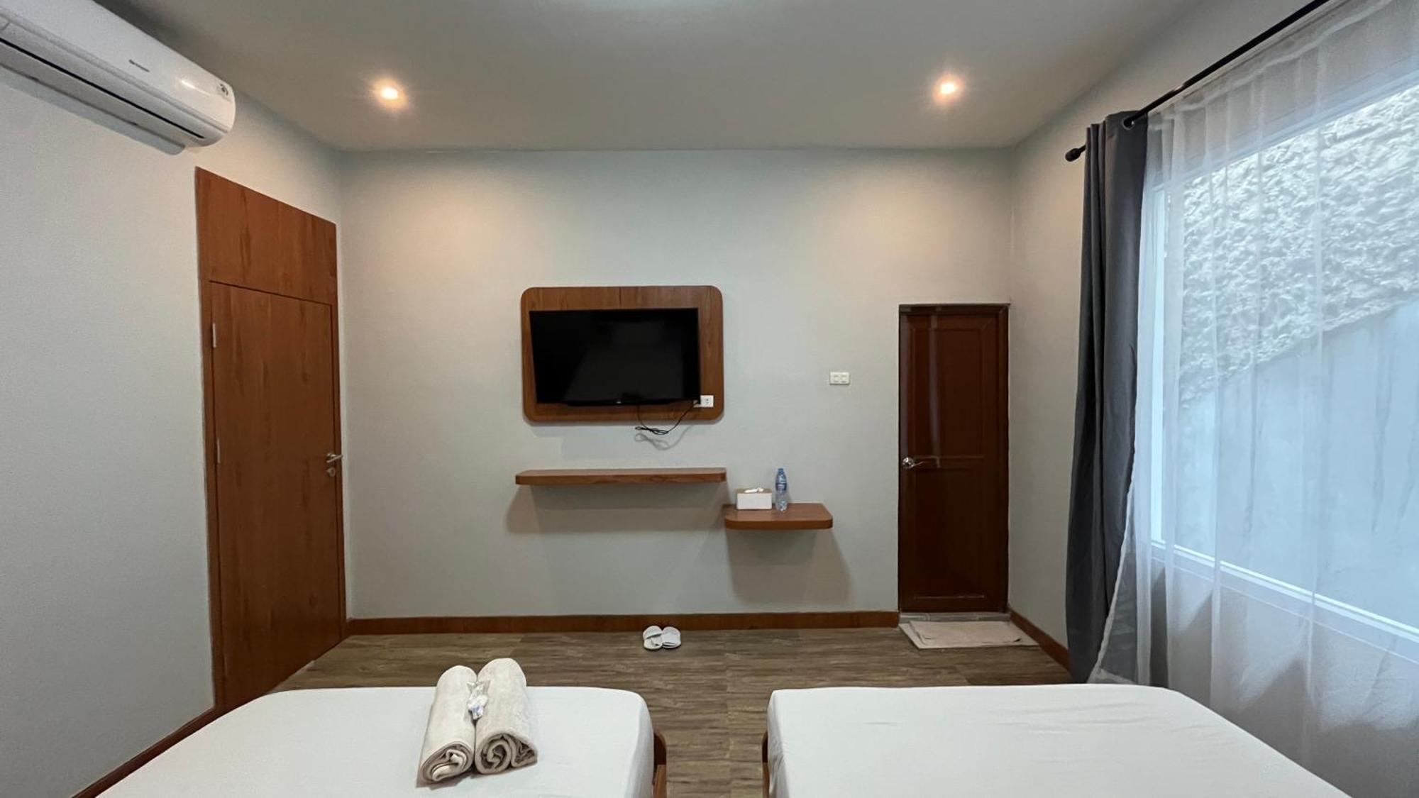 Reddoorz Premium At Jalan Diponegoro Lampung Otel Bandar Lampung Dış mekan fotoğraf