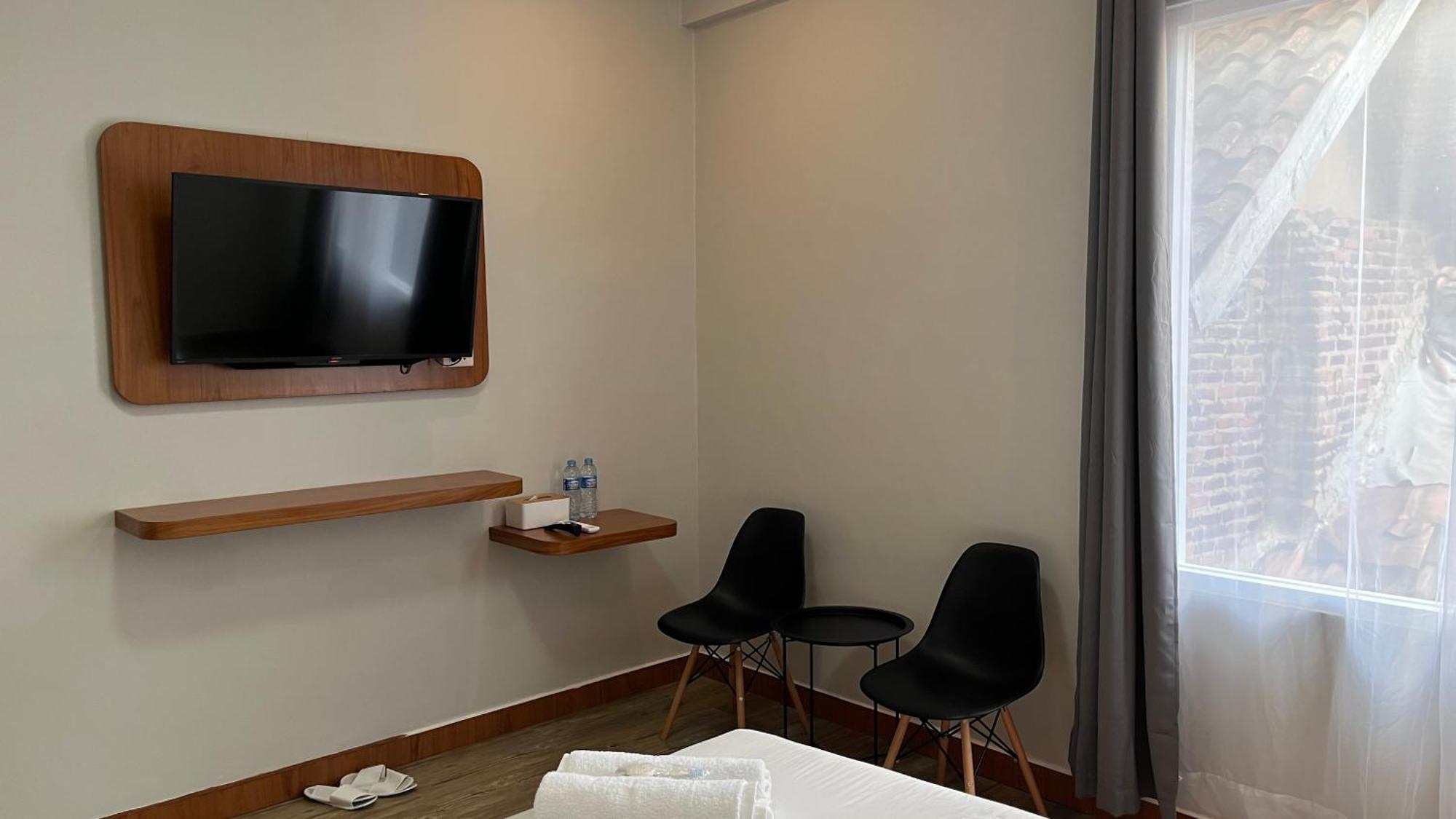 Reddoorz Premium At Jalan Diponegoro Lampung Otel Bandar Lampung Dış mekan fotoğraf